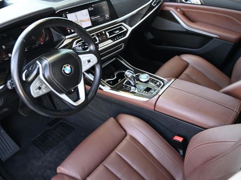 Used 2020 BMW X7 xDrive40i w/ Premium Package image 13