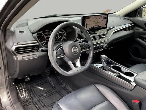 Used 2023 Nissan Altima 2.5 SR w/ SR Premium Package FWD image 20
