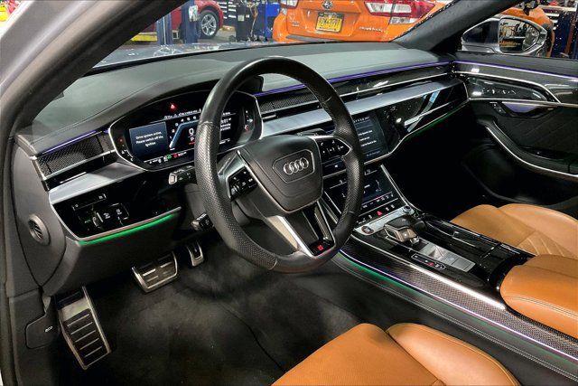 Used 2023 Audi S8 AWD/4WD image 14