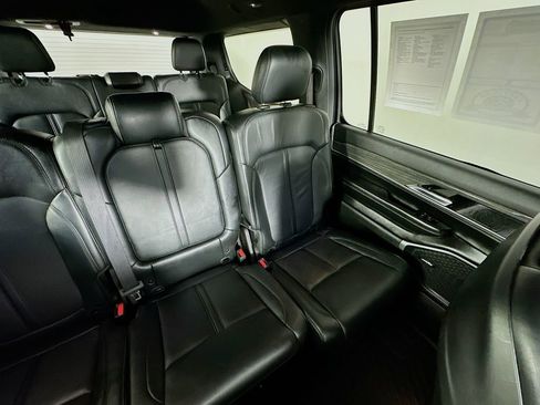 Used 2022 Jeep Wagoneer Series II AWD/4WD image 14