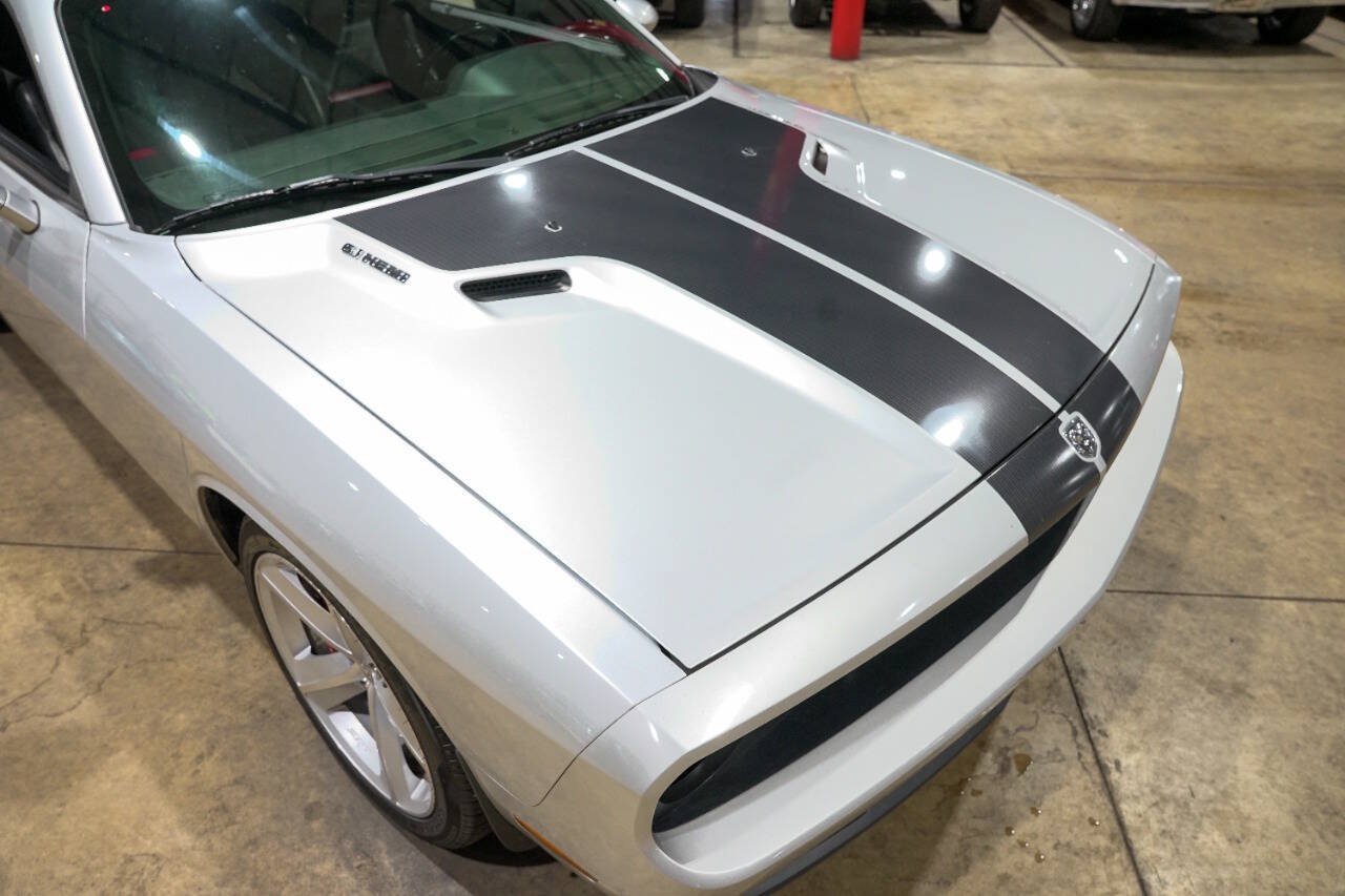 Used 2009 Dodge Challenger SRT8 RWD image 18