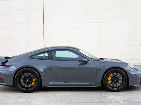 Used 2025 Porsche 911 Carrera 4 GTS AWD/4WD image 52