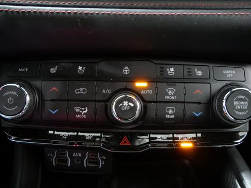 Used 2022 Dodge Durango R/T image 19