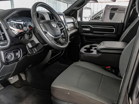 Used 2024 RAM 2500 Big Horn AWD/4WD image 15