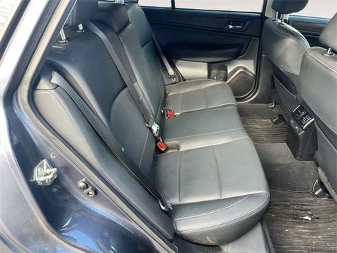 Used 2016 Subaru Outback 2.5i Limited image 15