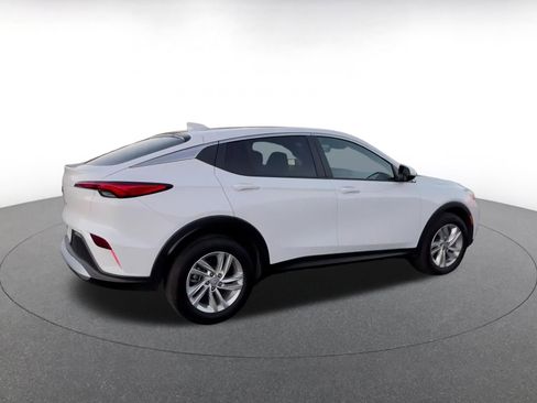 Used 2025 Buick Envista Preferred image 12