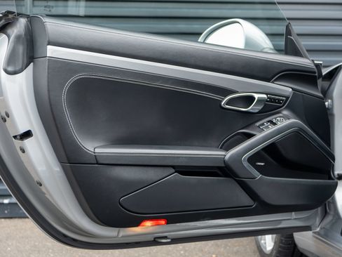 Certified 2019 Porsche 911 Carrera 4S AWD/4WD image 45