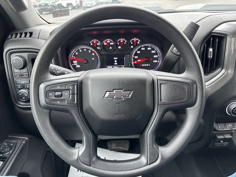 Used 2024 Chevrolet Silverado 1500 Custom Trail Boss w/ LPO, Dark Essentials Package image 21