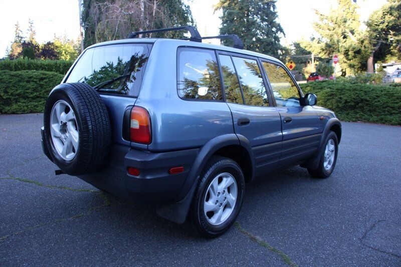 Used 1997 Toyota RAV4 4WD 4-Door w/ Upgrade Pkg w/ Tilt Wheel image 3