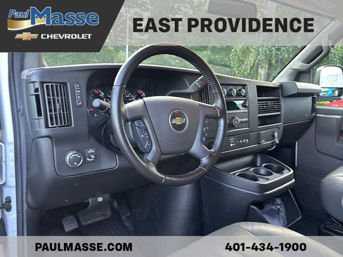 Certified 2022 Chevrolet Express 3500 Extended w/ Driver Convenience Package RWD image 15