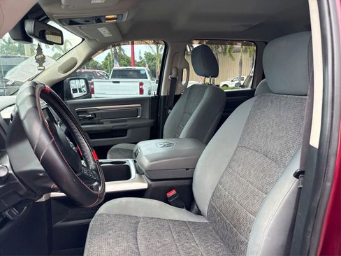 Used 2017 RAM 1500 Big Horn AWD/4WD image 9