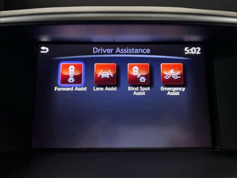 Used 2019 INFINITI Q70 Luxe image 33