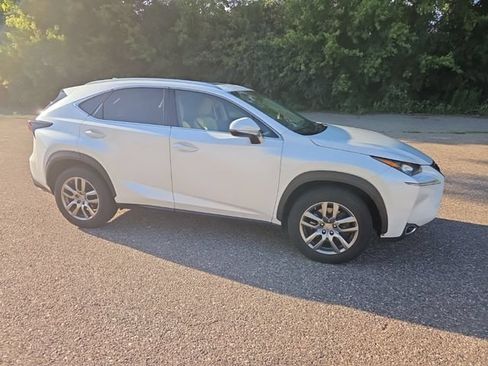 Used 2016 Lexus NX 200t AWD w/ Premium Package image 17