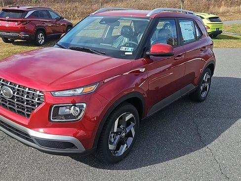 New 2026 Hyundai Venue SEL image 3