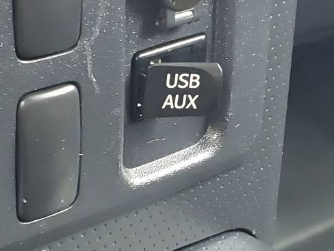 Used 2014 Toyota FJ Cruiser 2WD w/ Convenience Package image 28