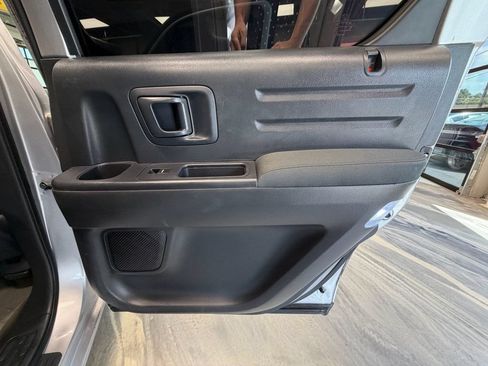 Used 2013 Honda Ridgeline Sport image 38