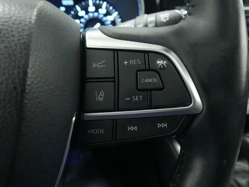 Used 2020 Toyota Highlander Limited AWD/4WD image 40