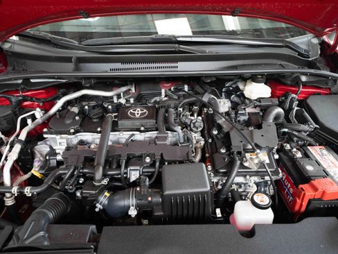 Used 2025 Toyota Corolla LE FWD image 30