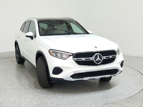 New 2026 Mercedes-Benz GLC 300 image 3