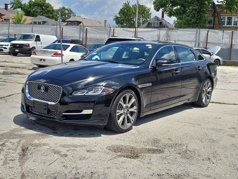Used 2017 Jaguar XJ L Portfolio AWD/4WD image 2
