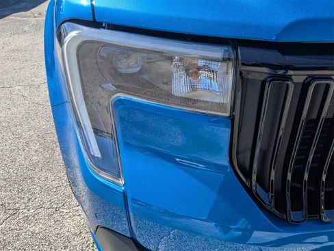 New 2025 Ford Maverick Lobo image 10