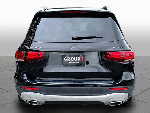 Certified 2022 Mercedes-Benz GLB 250 4MATIC image 5