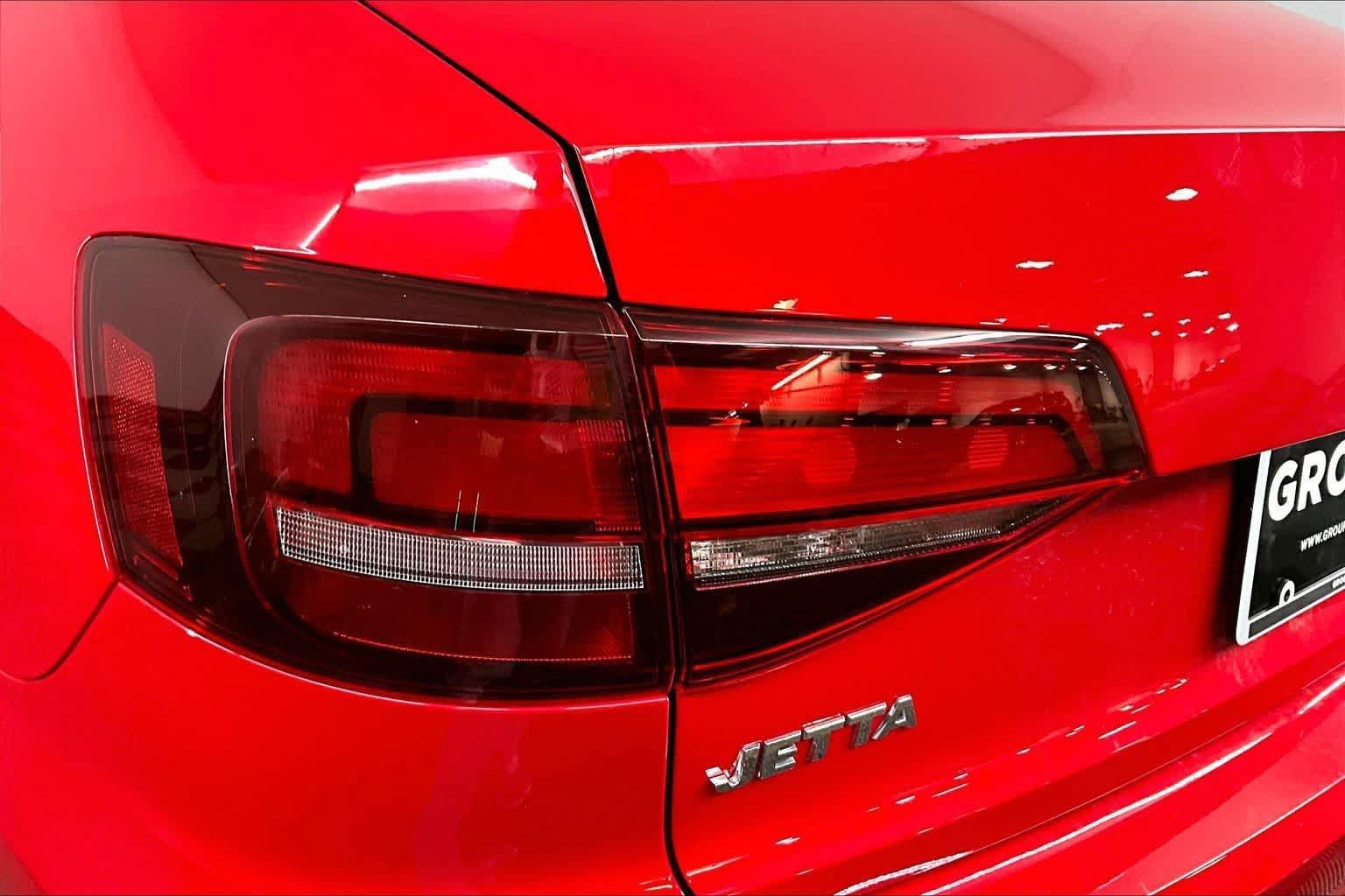 Used 2018 Volkswagen Jetta Wolfsburg Edition FWD image 27
