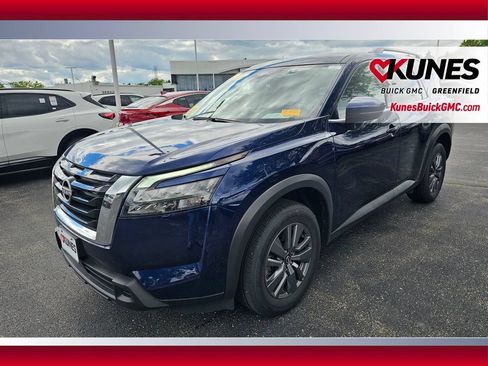 Used 2025 Nissan Pathfinder SV AWD/4WD image 4