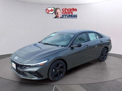 New 2026 Hyundai Elantra SEL Sport Premium