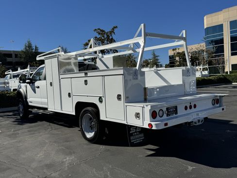 New 2026 Ford F550 2WD SuperCab Super Duty image 5