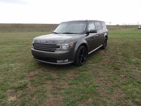 Used 2016 Ford Flex SEL w/ Equipment Group 202A image 2