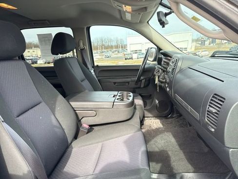 Used 2013 Chevrolet Silverado 2500 LT w/ Snow Plow Prep Package image 13