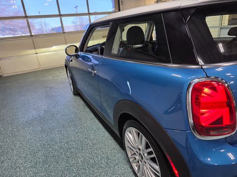 Used 2022 MINI Cooper S image 10