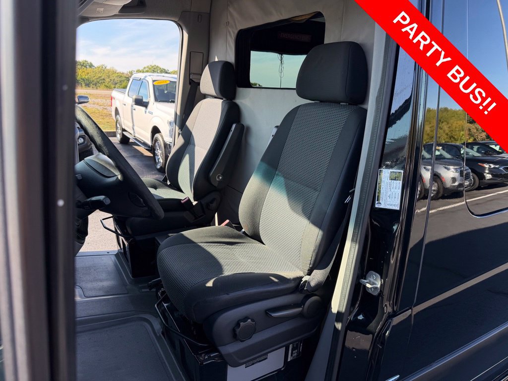 Used 2011 Mercedes-Benz Sprinter 2500 image 29
