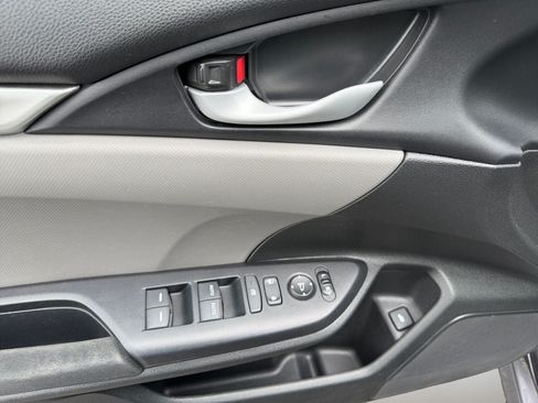Used 2019 Honda Civic LX image 21