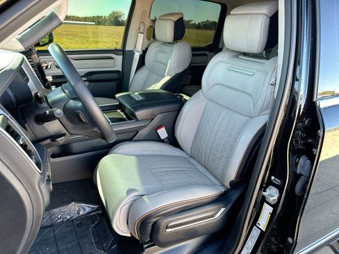 Used 2025 RAM 1500 Tungsten w/ Trailer Tow Group image 11