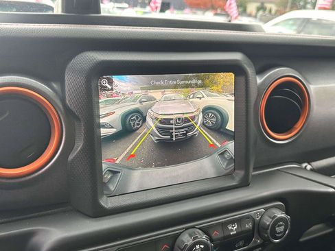 Used 2021 Jeep Gladiator Mojave image 27