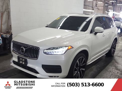 Used 2020 Volvo XC90 T6 Momentum w/ Protection Package Premier AWD/4WD image 5