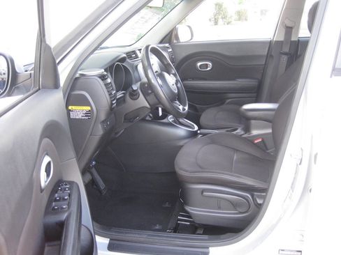 Used 2015 Kia Soul image 20