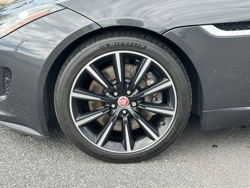 Used 2016 Jaguar F-TYPE Convertible RWD image 10