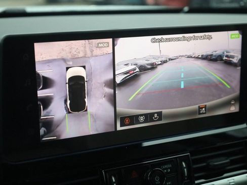 New 2026 Nissan Pathfinder SL image 15