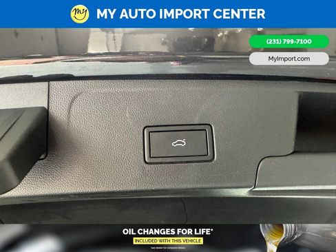 Used 2024 Volkswagen Atlas Cross Sport SE AWD/4WD image 31