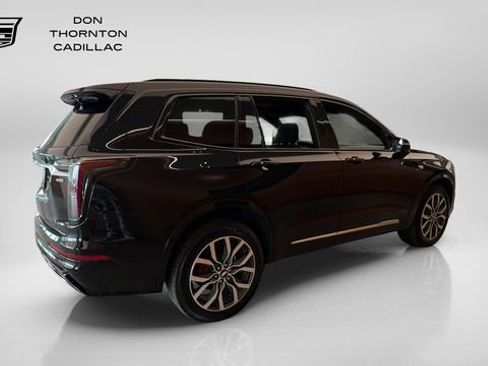 Used 2024 Cadillac XT6 Sport w/ LPO, Floor Liner Package AWD/4WD image 5