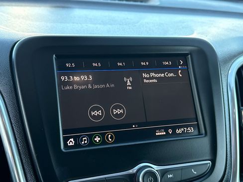 Used 2020 Chevrolet Equinox LT AWD/4WD image 25