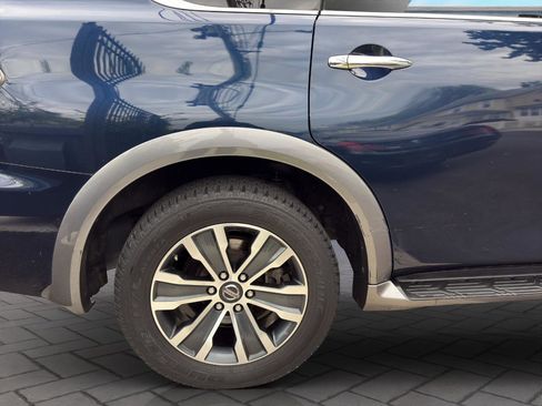 Used 2020 Nissan Armada SL w/ Premium Package RWD image 24