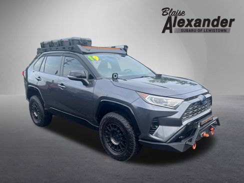 Used 2019 Toyota RAV4 XSE w/ Carpet Mat Package AWD/4WD image 1