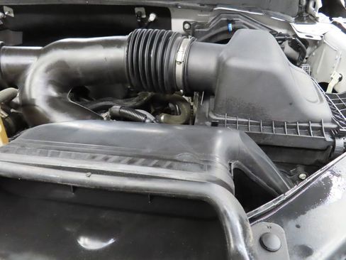 Used 2020 Ford F150 Lariat w/ Equipment Group 502A Luxury AWD/4WD image 29