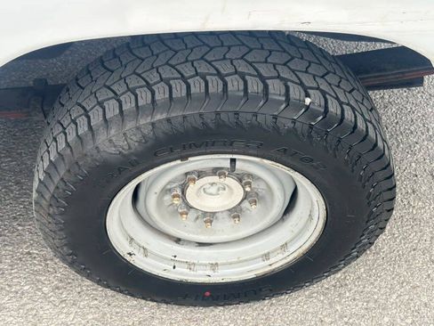 Used 2014 Ford E-250 and Econoline 250 w/ Power Group RWD image 25
