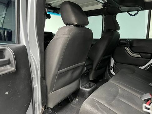 Used 2015 Jeep Wrangler Unlimited Sport w/ Quick Order Package 24S AWD/4WD image 38
