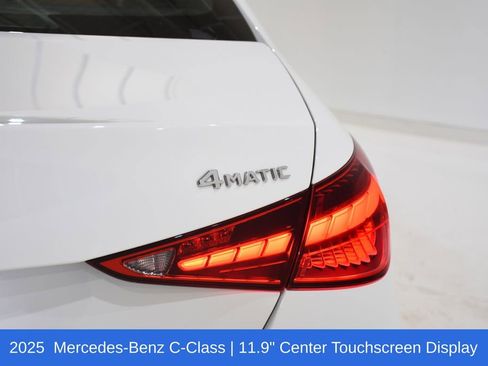 Used 2025 Mercedes-Benz C 300 4MATIC Sedan image 29